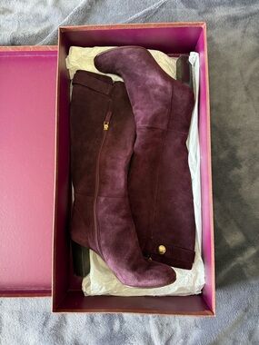 Suade Knee-high Boots